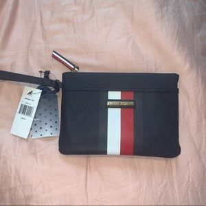 tommy hilfiger wristlet